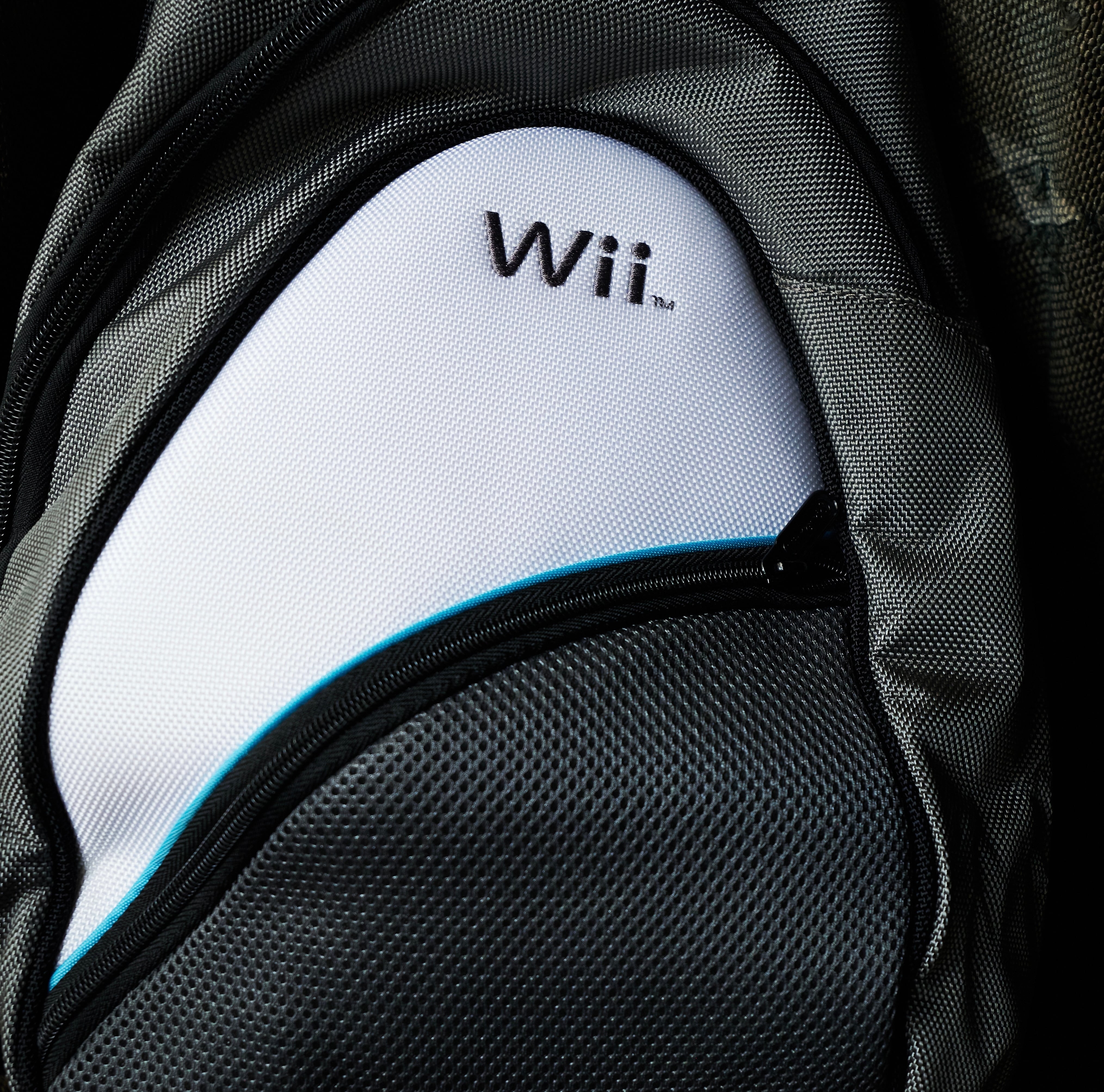 Nintendo wii. SLING BAG | FOLLIEE.