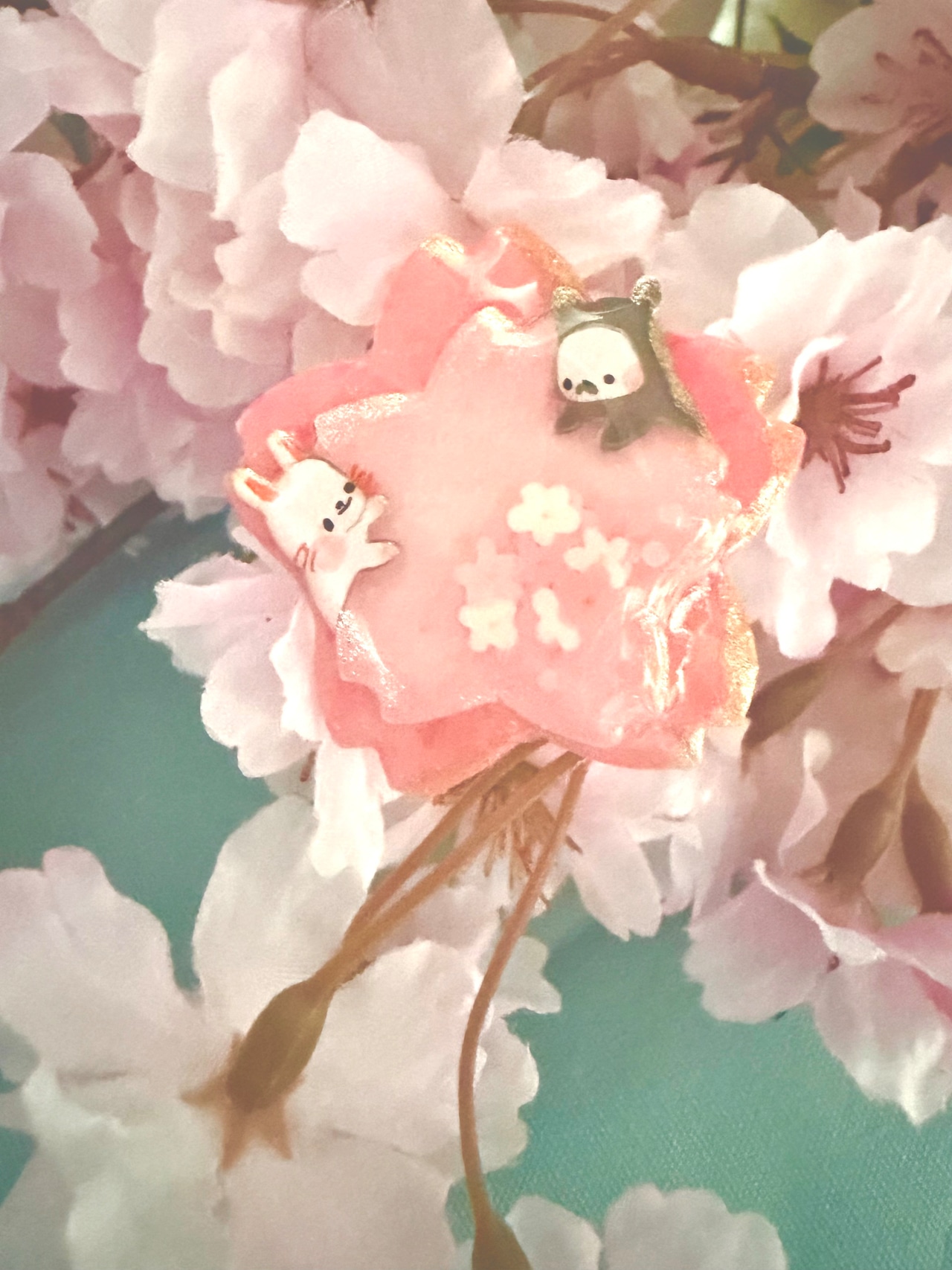 ブローチ『さくらのベッドで寝るだる☆』ストーリーカード付き