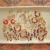 1,2月限定カラー「ざくろシリーズ」ひとつめの花　小枝耳飾り　ワイヤーアクセサリー