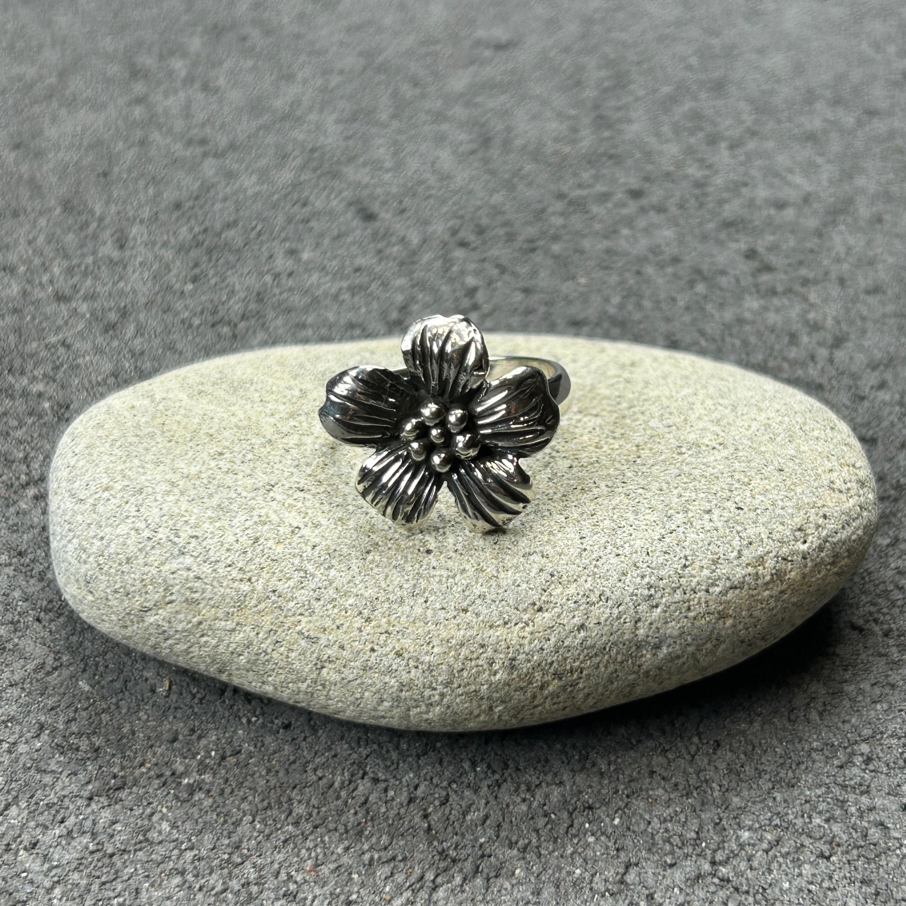 メキシコ タスコ製 TAXCO シルバー925 フラワーモチーフリング/軽研磨仕上げ