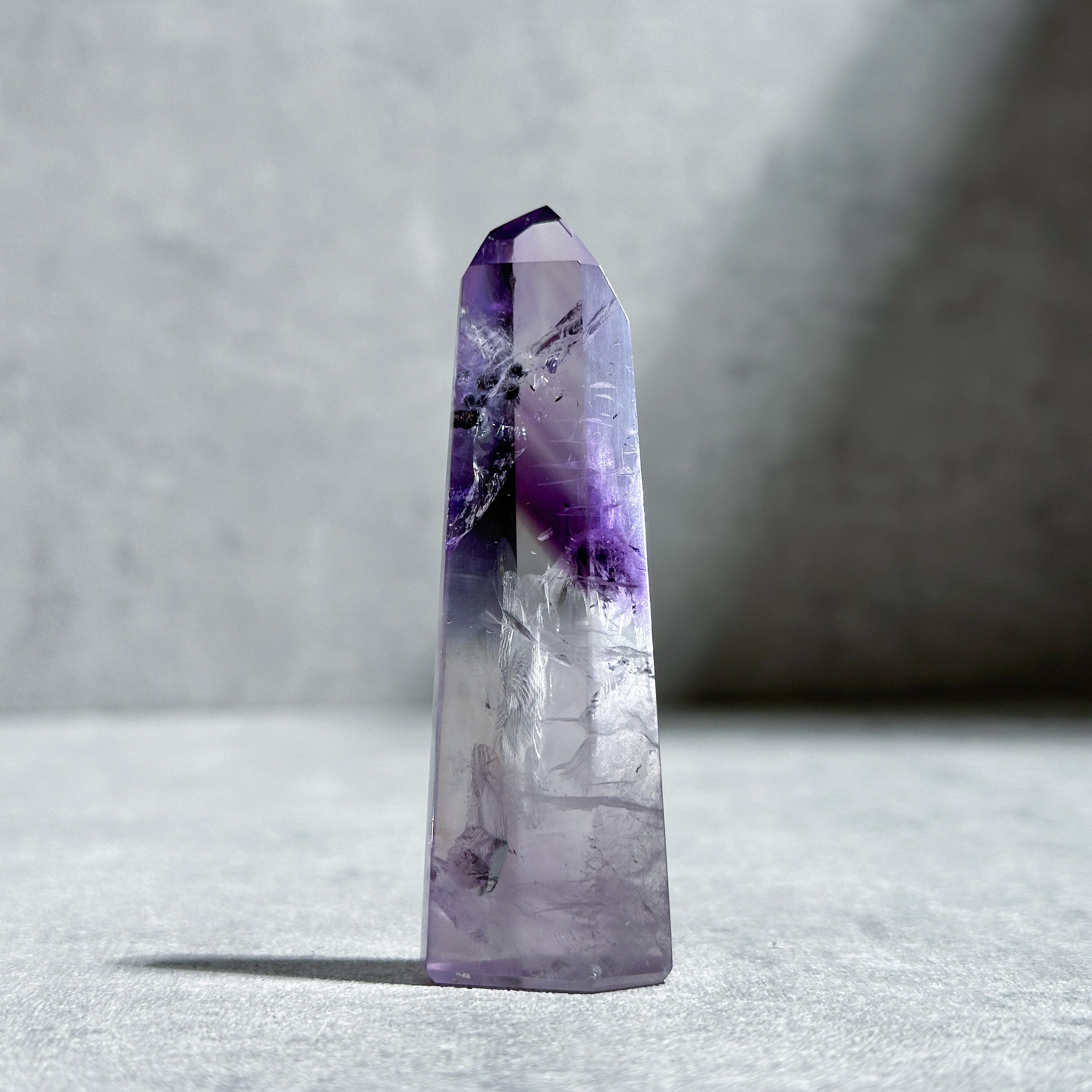 透明感◎【ハイクオリティ】ファントムアメジスト タワー41◇ Phantom