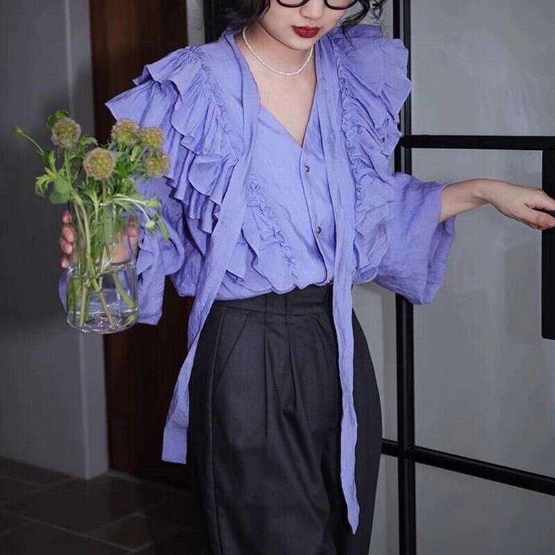 Volume purple frill blouse