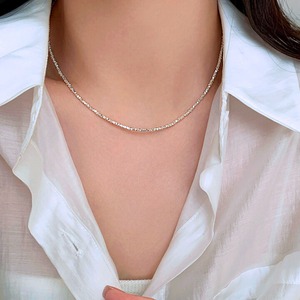 Unconventional Edge Silver Necklace 1130