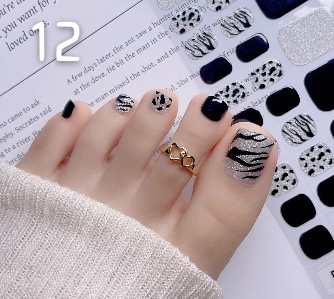 32枚入り 防水 ジェルフットネイルシール | ANDYのライフハック