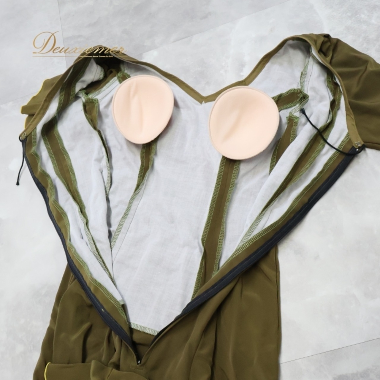 フラメンコ 衣装 ワンピース ドレス 無地 ボランテ フリル 緑 黄色 くすみ ダンス パーティ 発表会 カーキ系 おしゃれ きれい レディース 大人 エレガント おすすめ フェミニン 服装 服飾 カジュアル ダンス衣装 フラメンコ衣装 ステージ衣装 発表会衣装 シンプル 長袖 ガーリー 可愛い かわいい シンプルスタイル