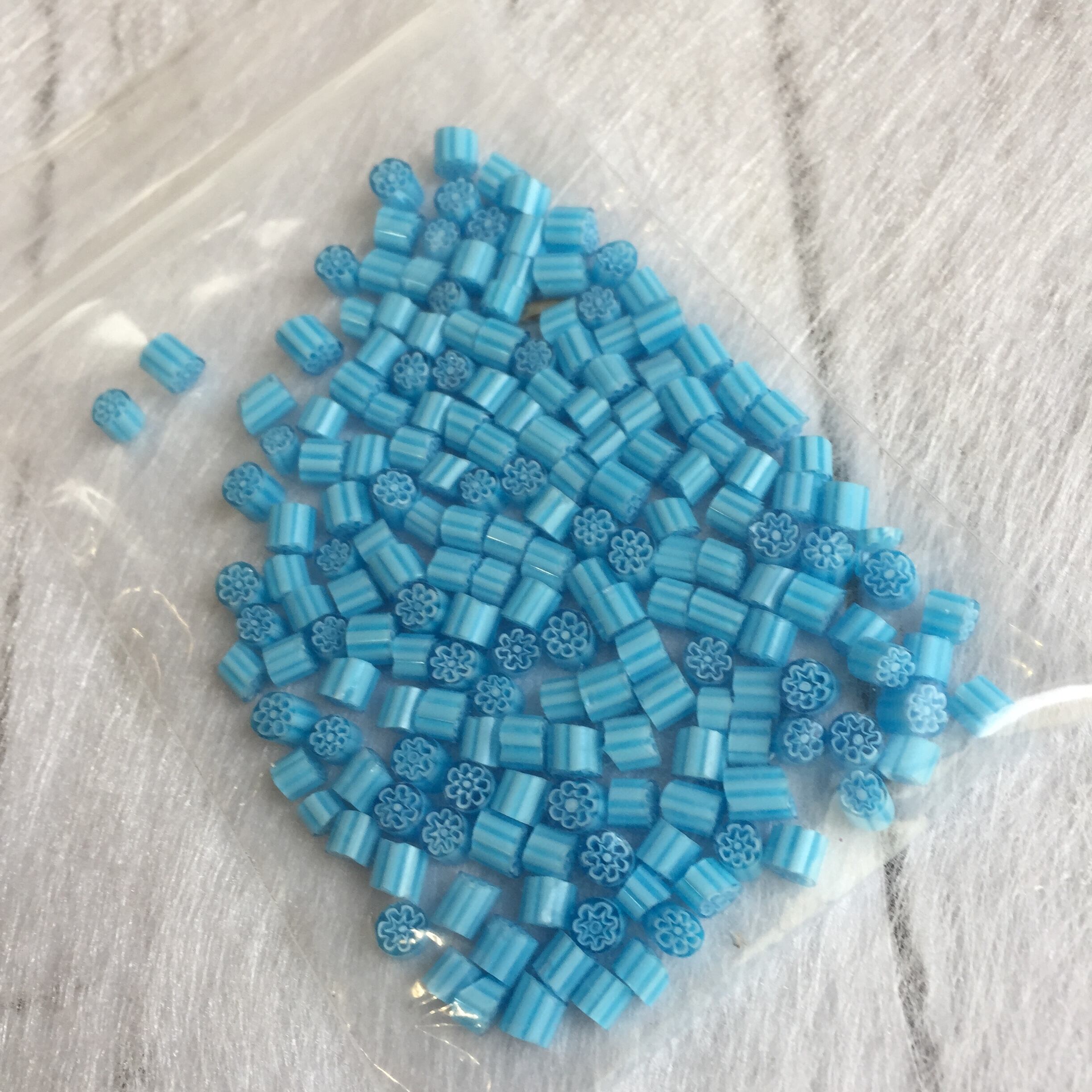 ミルフィオリ Caribbean Blue 4~5㎜ 30g