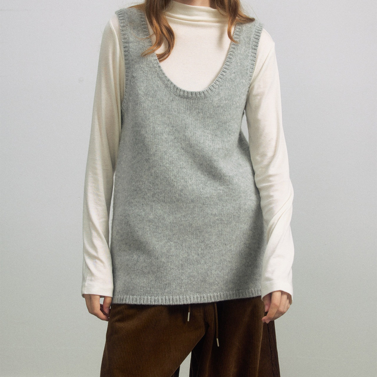 U-Neck Knit Vest T3614