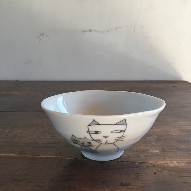 ネコのお茶碗大　/陶彩窯　砥部焼