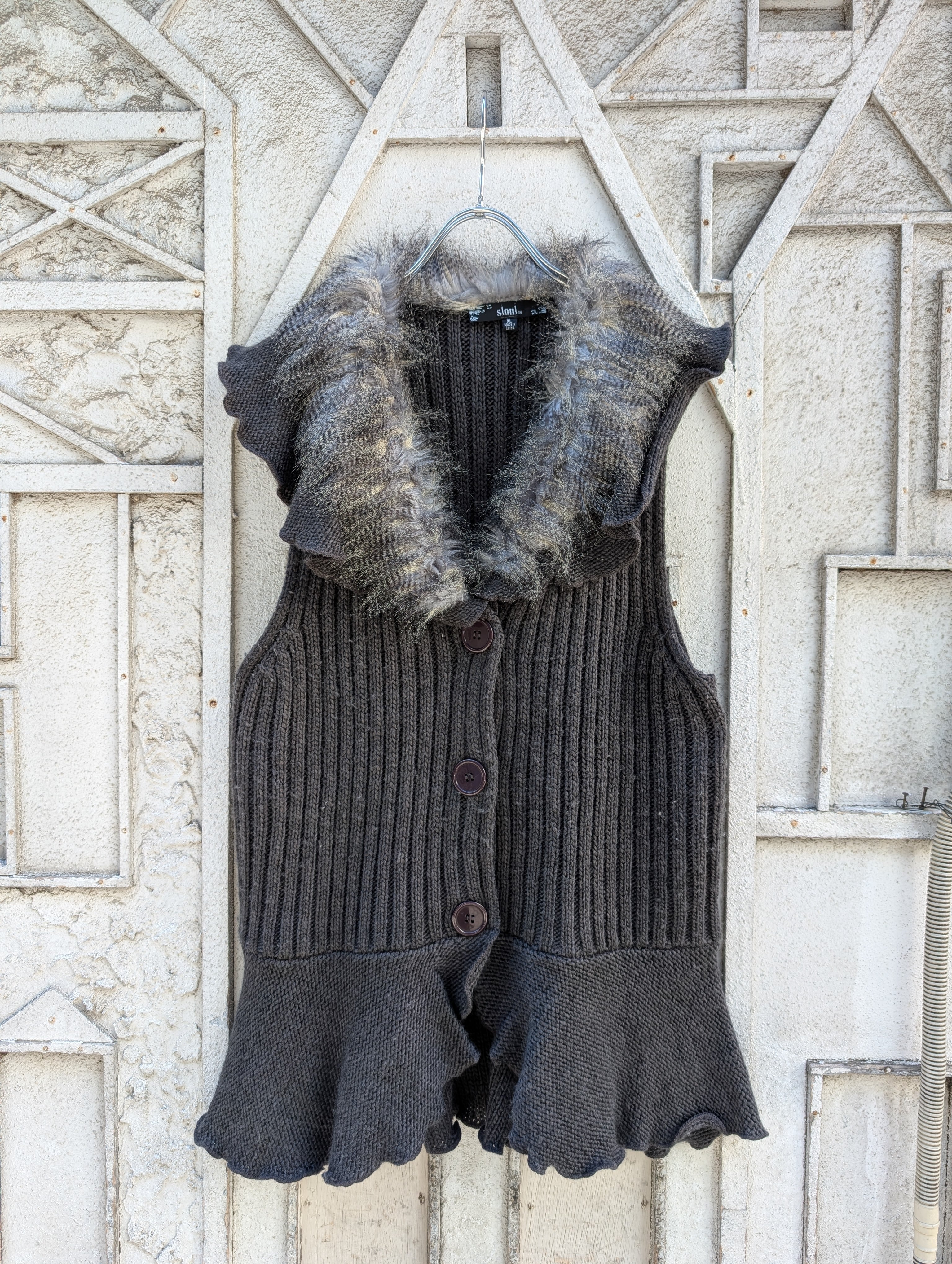 "SIONI" fur knit vest