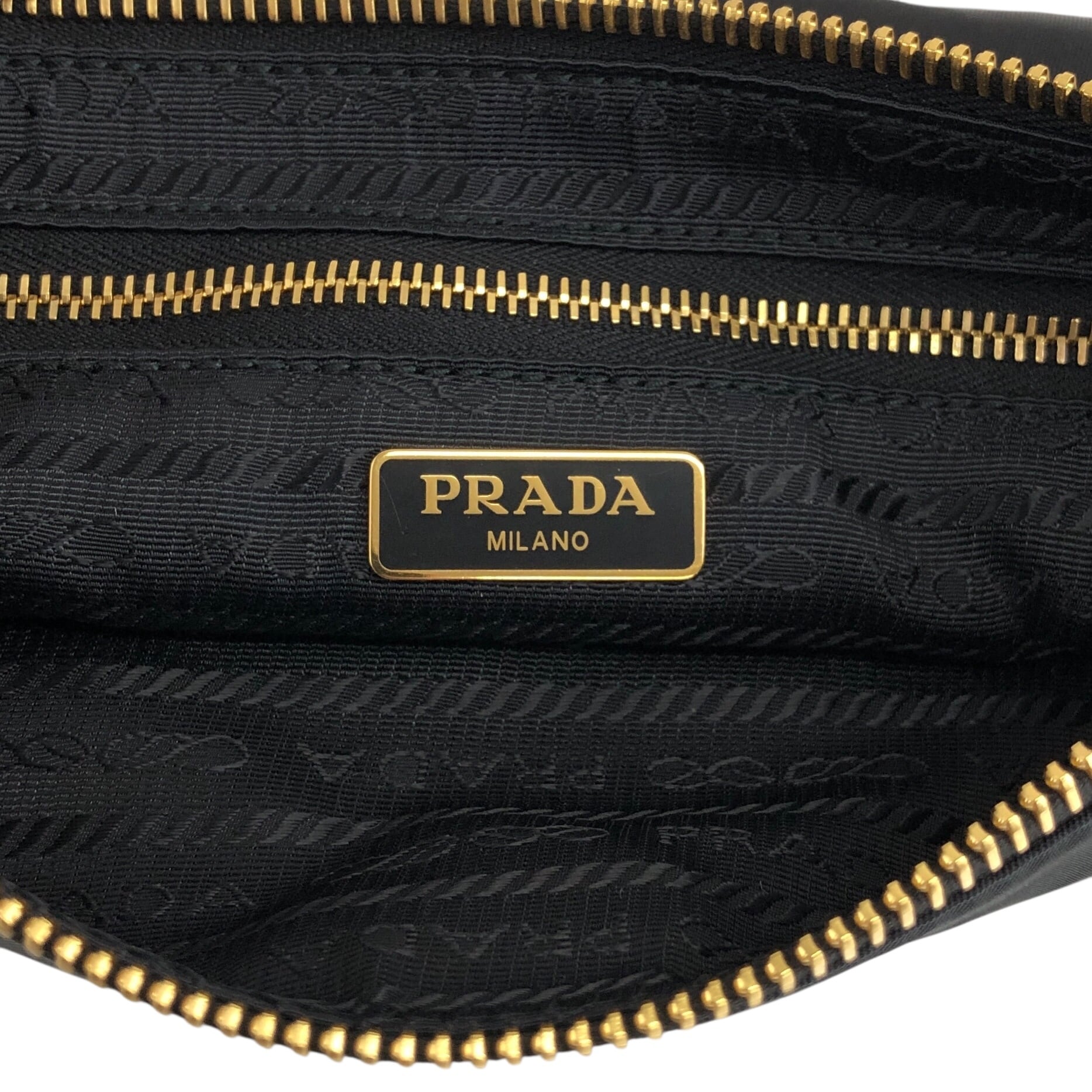 PRADA プラダ ショルダーバッグ ブラック ロゴ ナイロン アクセサリー