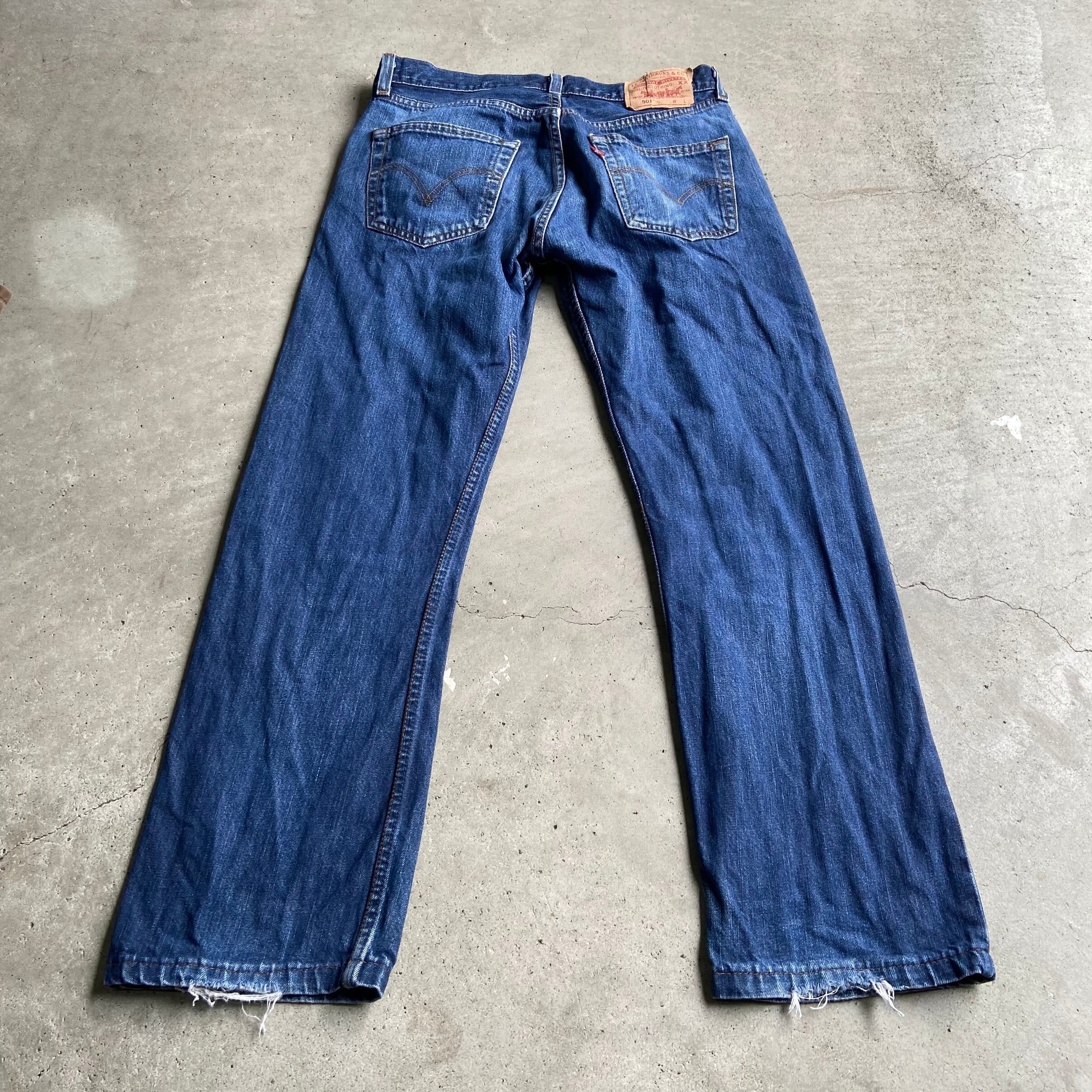 00年代 ユーロ ヨーロッパ企画 Levi's リーバイス 501 ストレート デニムパンツ ジーンズ メンズW31 古着 00s ヴィンテージ  ビンテージ 濃色【デニムパンツ】【CS2212-30】【CP50】【CS2312-50】 | cave 古着屋【公式】古着通販サイト