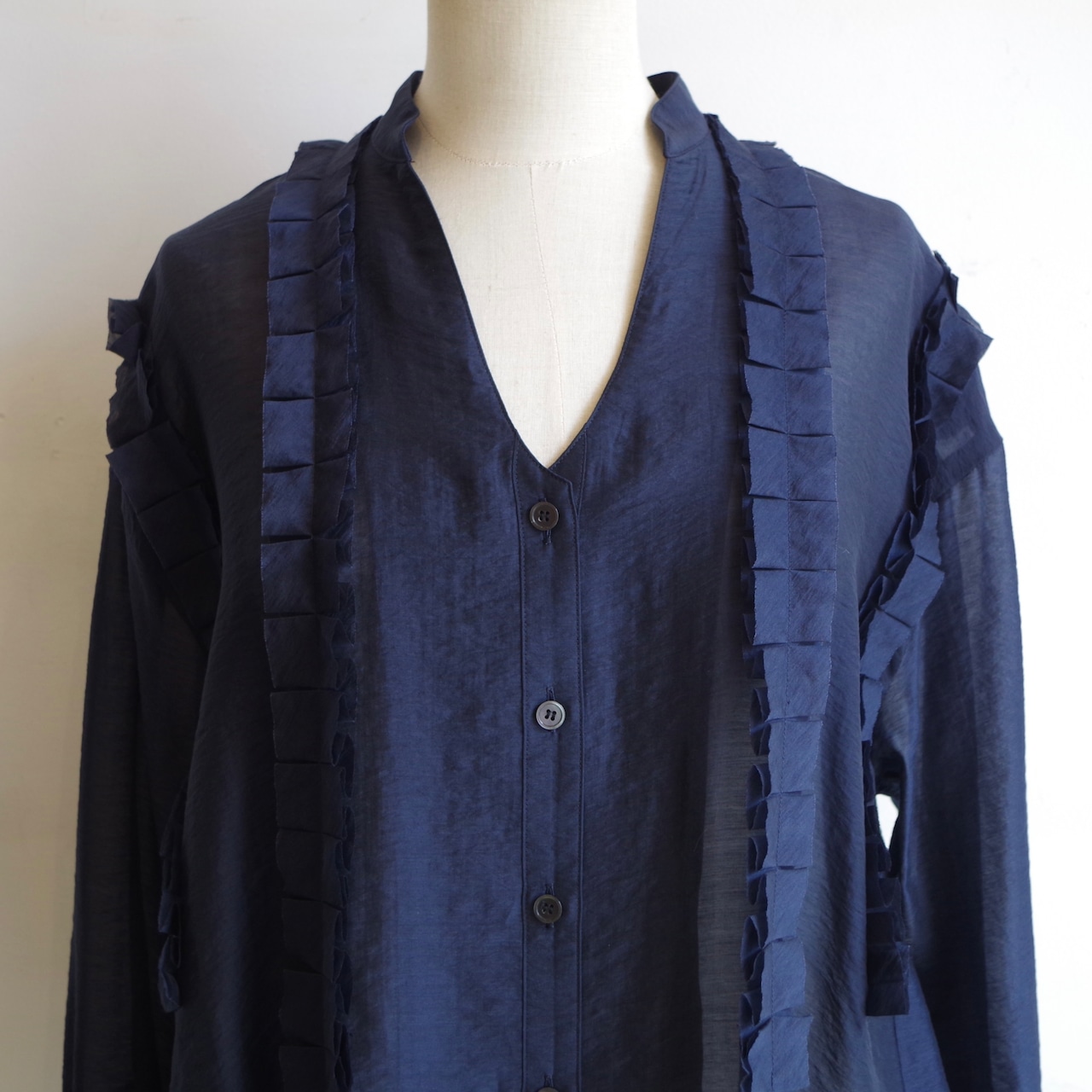 SINME フリルシャツ ネイビー