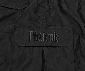 OLD ENGLISH LOGO EMBROIDERED CARGO SHORTS