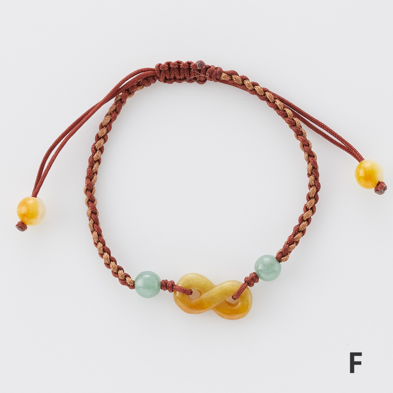 個性的な翡翠がキュート！ カービング紐ブレスレット イエロー A貨翡翠 jd_br1081