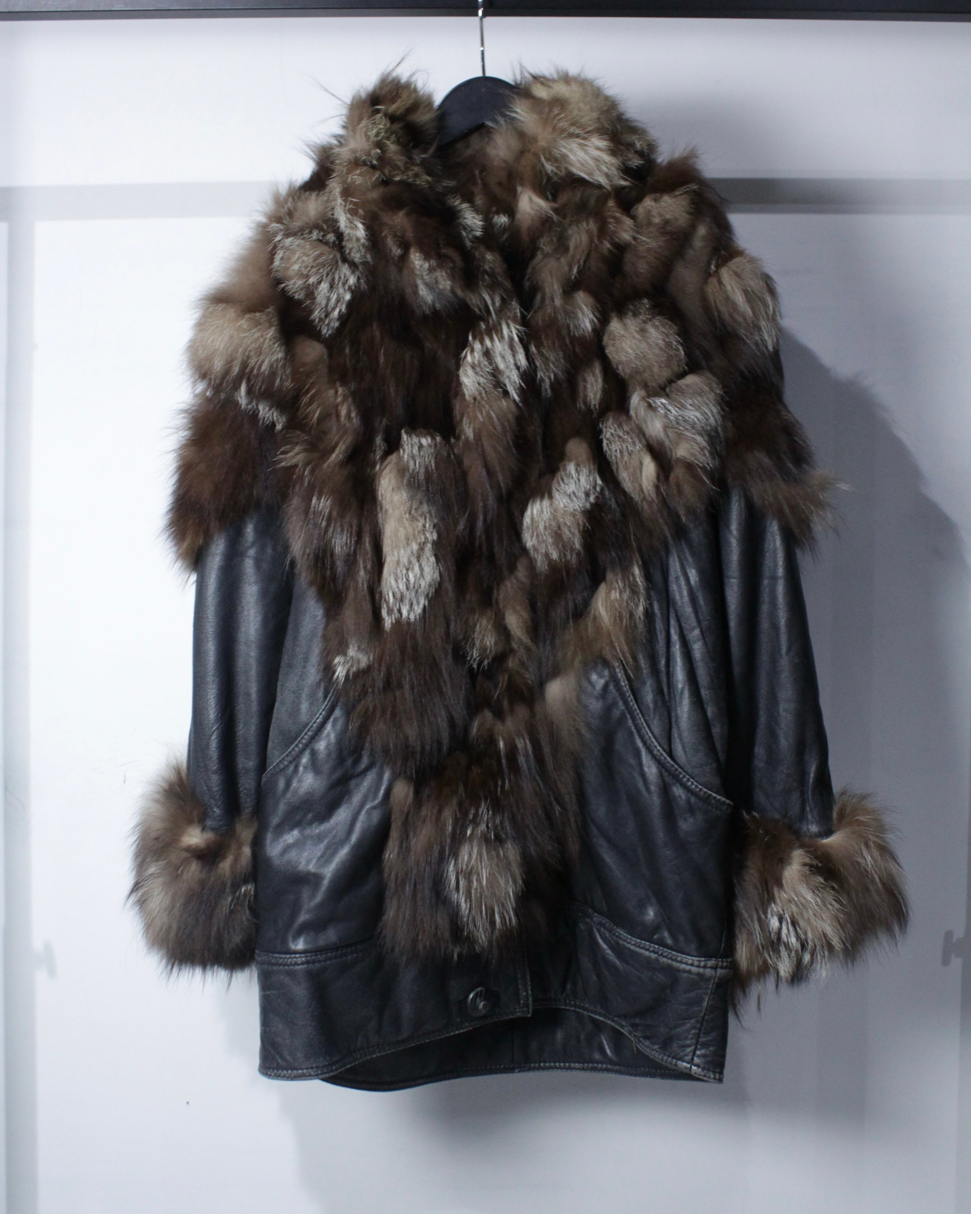 Caka BLACK】Special Fur Switching Vintage Leather Jacket | Caka