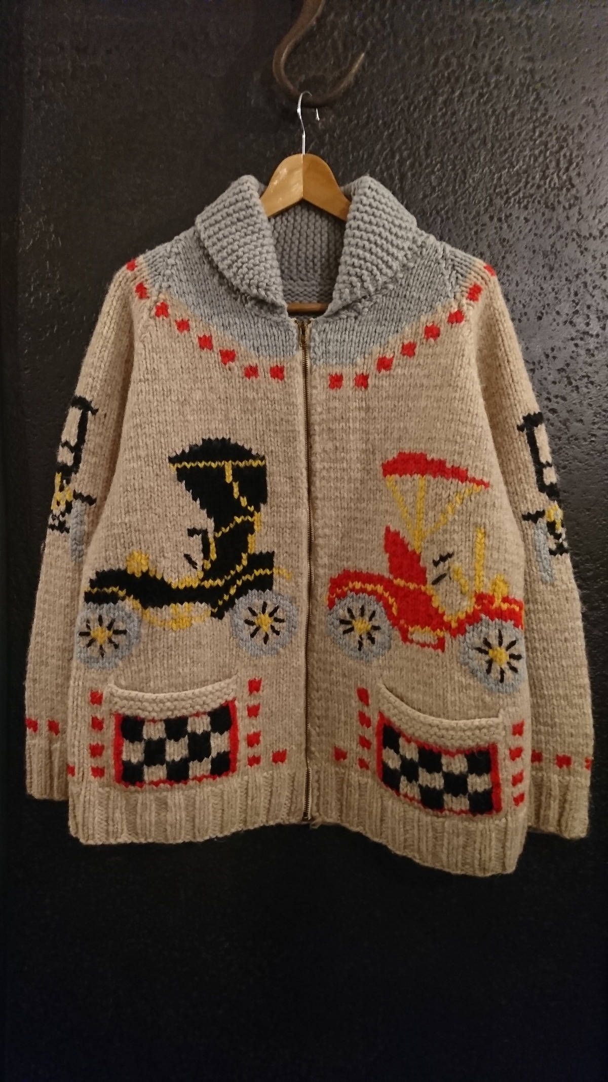 1960s CLASSIC CAR PATTERN COWICHAN SWEATER | BOW & ARROW WEB STORE