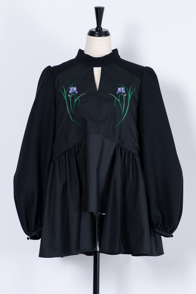 Iris Embroidery Blouse 　BLACK