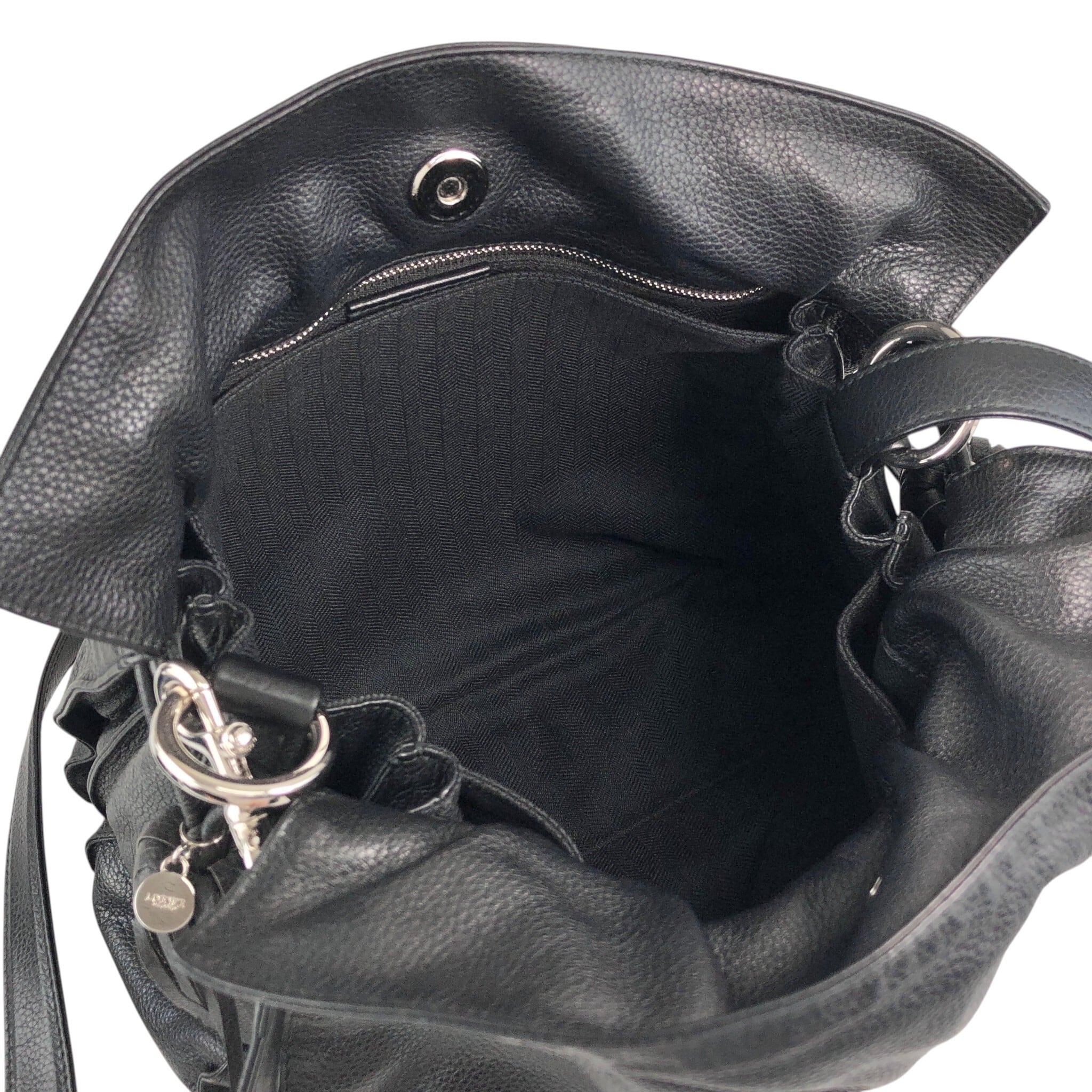 黒 レザー ショルダーバッグ 斜めがけバッグ ロエベ LOEWE LOEWE 