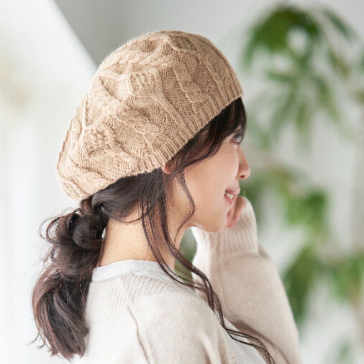 ベレー帽［まるで空気のように、軽くて温かいウール100％］ケーブル