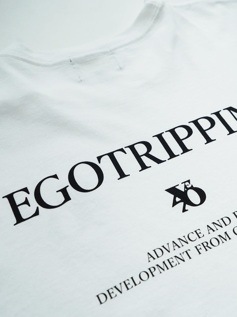 EGO TRIPPING (エゴトリッピング) PRINTTEE-B Tシャツ / WHITE 666607