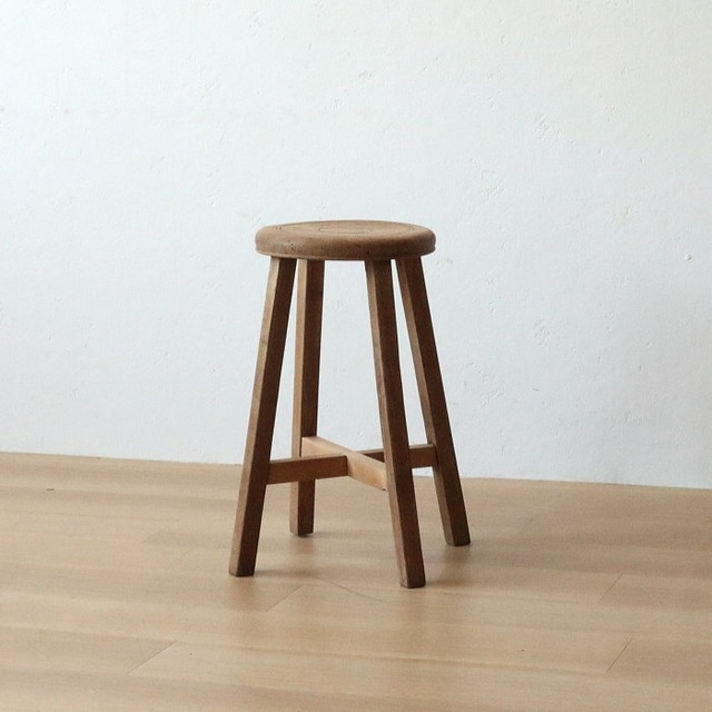 アンティーク 木製 赤 丸スツール 古家具 ブナ リング レトロ | RENOKA