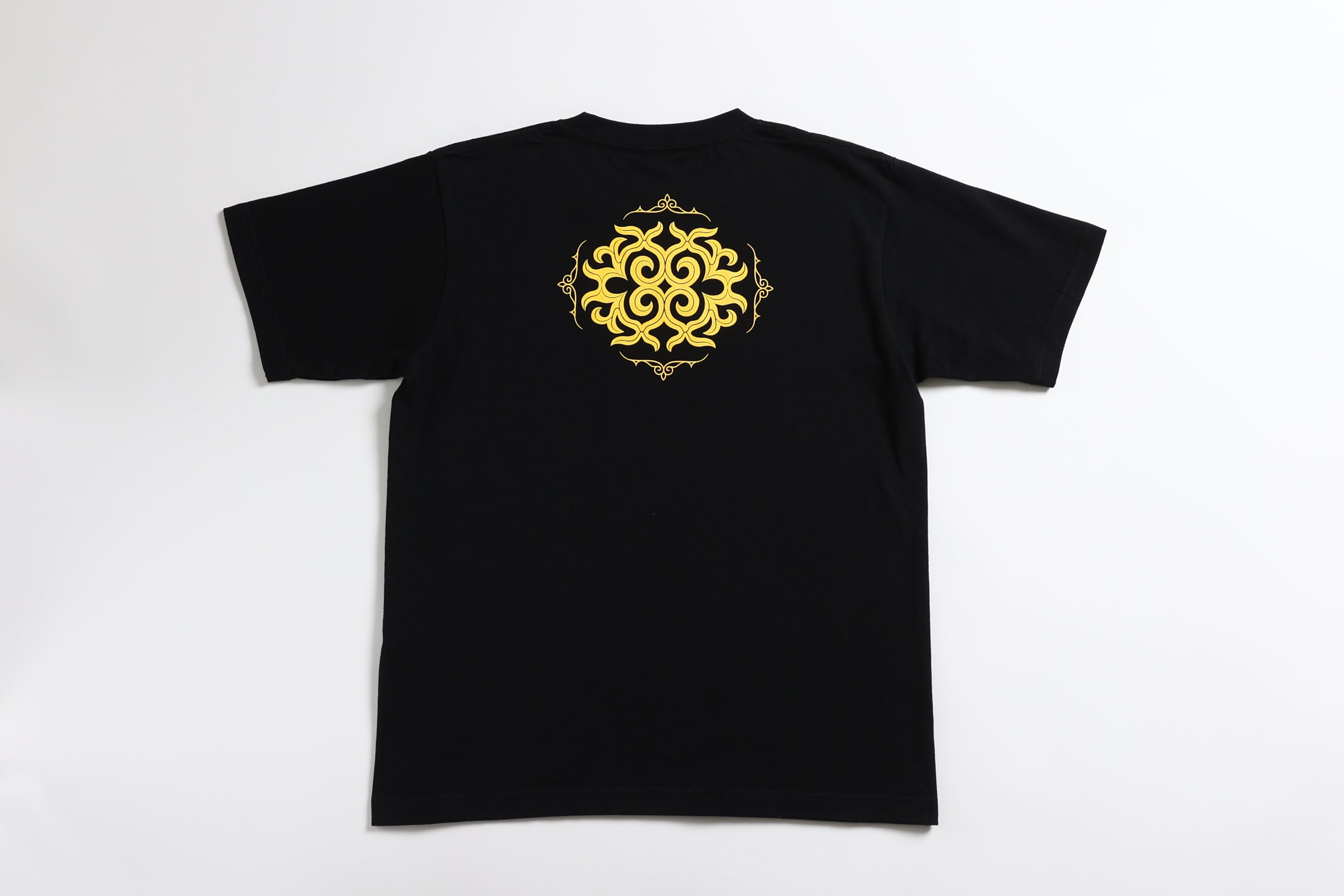 アイヌ文様Tシャツ | 阿寒アイヌコンサルンオフィシャルショップ