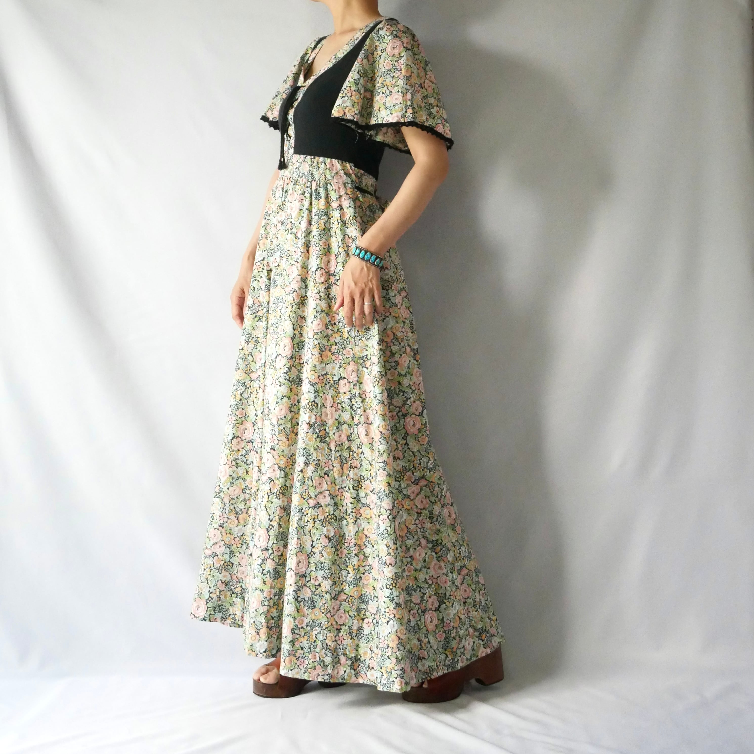 Euro vintage 70s floral maxi onepiece ユーロ ヴィンテージ 70 Euro vintage 70s floral maxi onepiece ユーロ ヴィンテージ 70