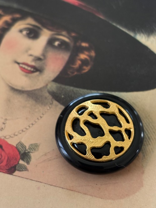 25mm Japanese ヴィンテージボタン メタル×プラスチック 透かし ブラック×ゴールド アクセサリーパーツ 装飾材