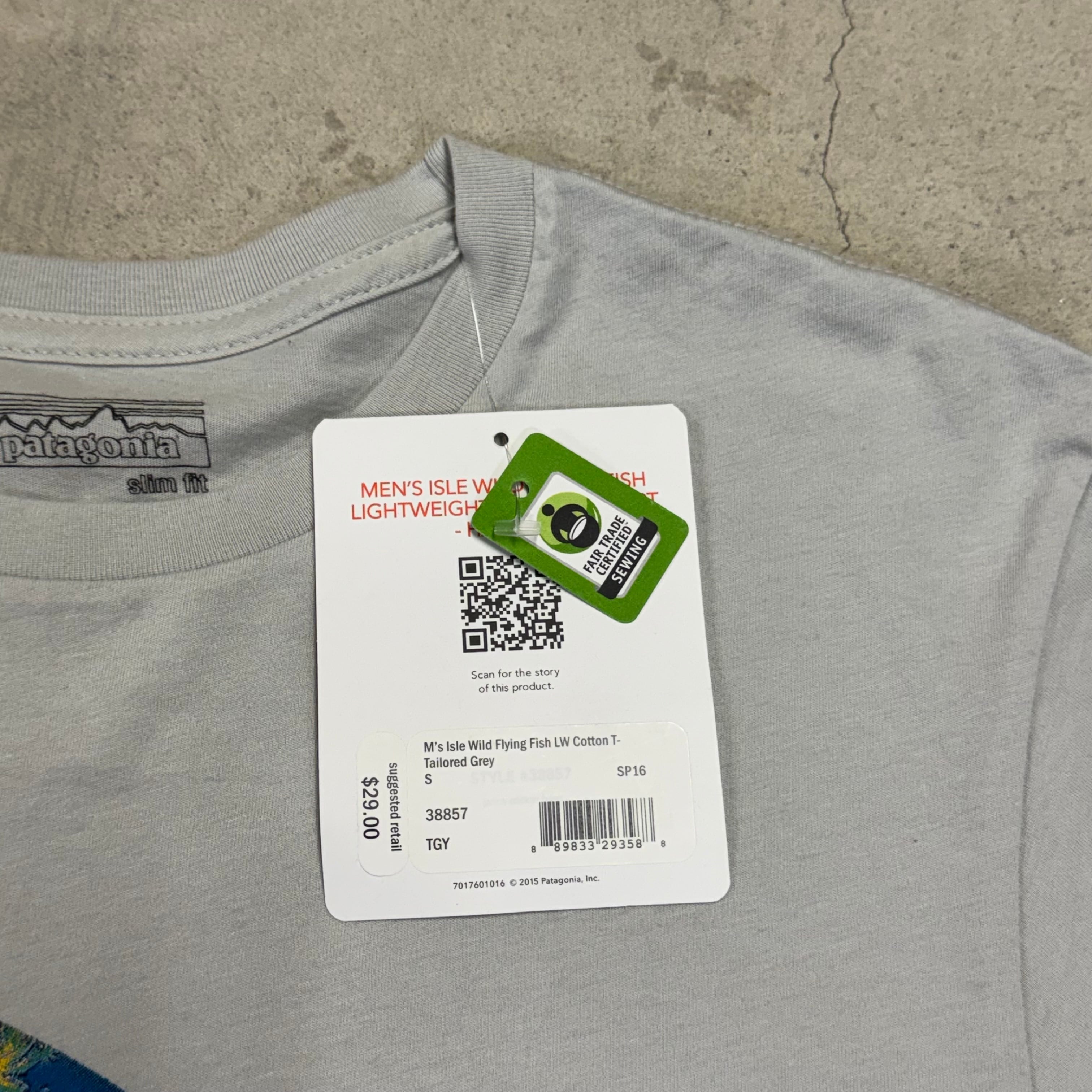 ④【NEW】PATAGONIA MEN'S ISLE WILD FLYING FISH LIGHTWEIGHT COTTON