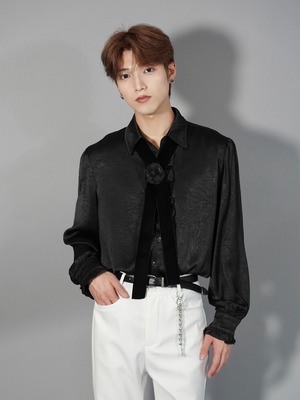 【ALUDE SELECT】fade frill rose tie shirt