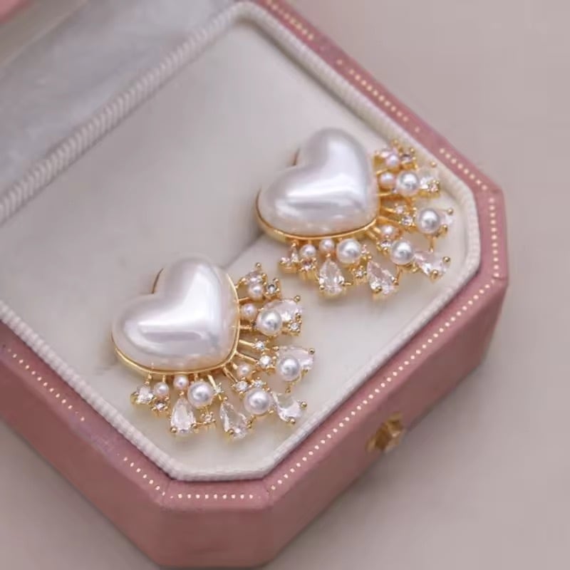 ハートパールビジューピアス（一ヶ月程でお届け） | milkyfleur