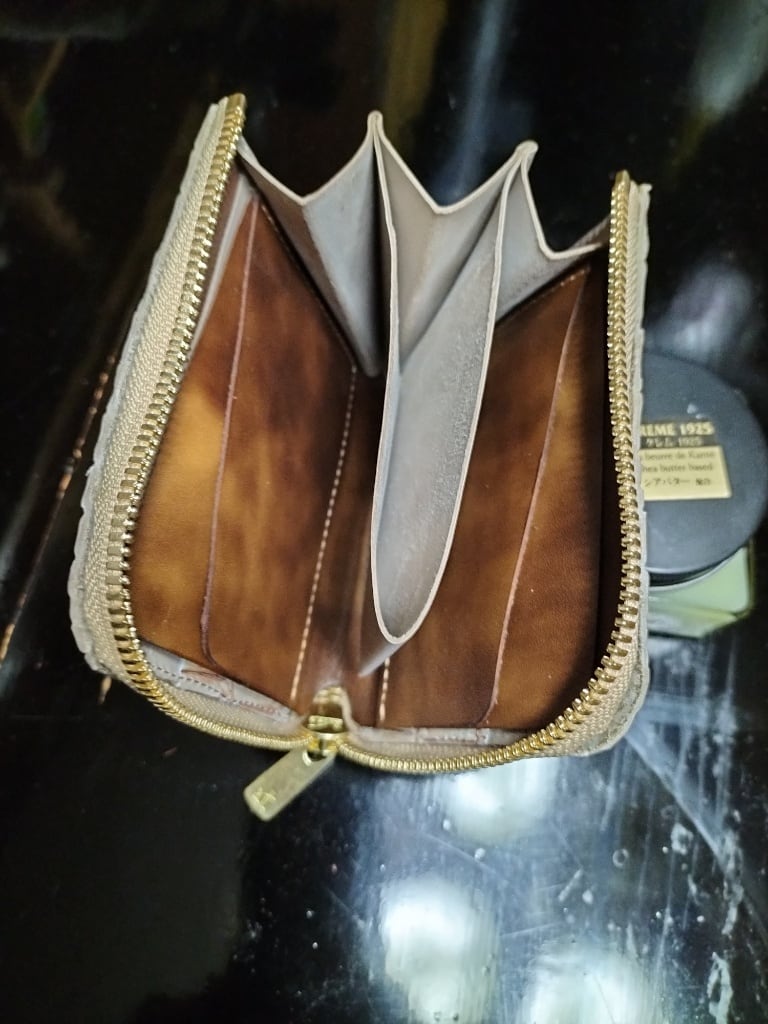 カキシブ・クロコダイルL字ファスナーウオレットA カキシブ・シラホネ・クロコダイルL字ファスナーウオレットA