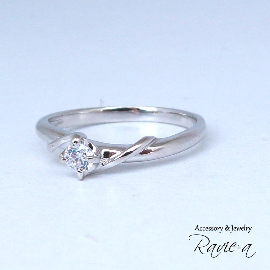 1粒リング シルバー925 キュービックジルコニア アイビー プラチナ ピンクゴールド イエローゴールド シンプル 婚約指輪 | Ravie-a