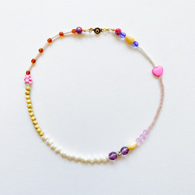 淡水パールとビーズのネックレス