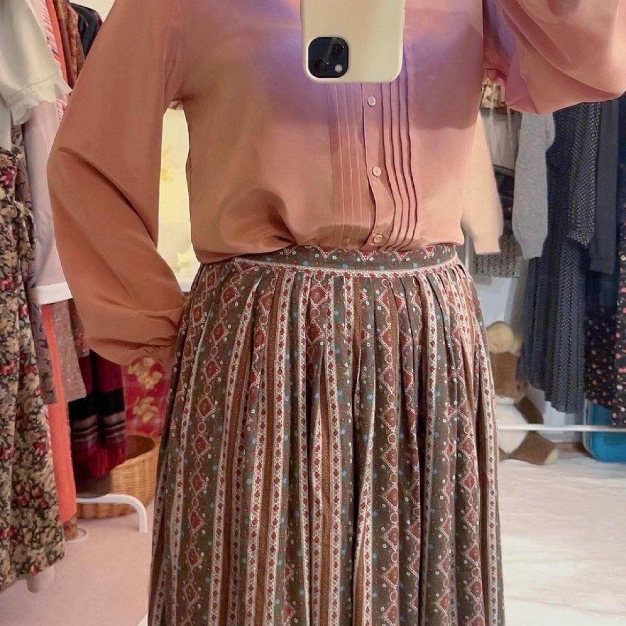 tyrolean line gather flare skirt