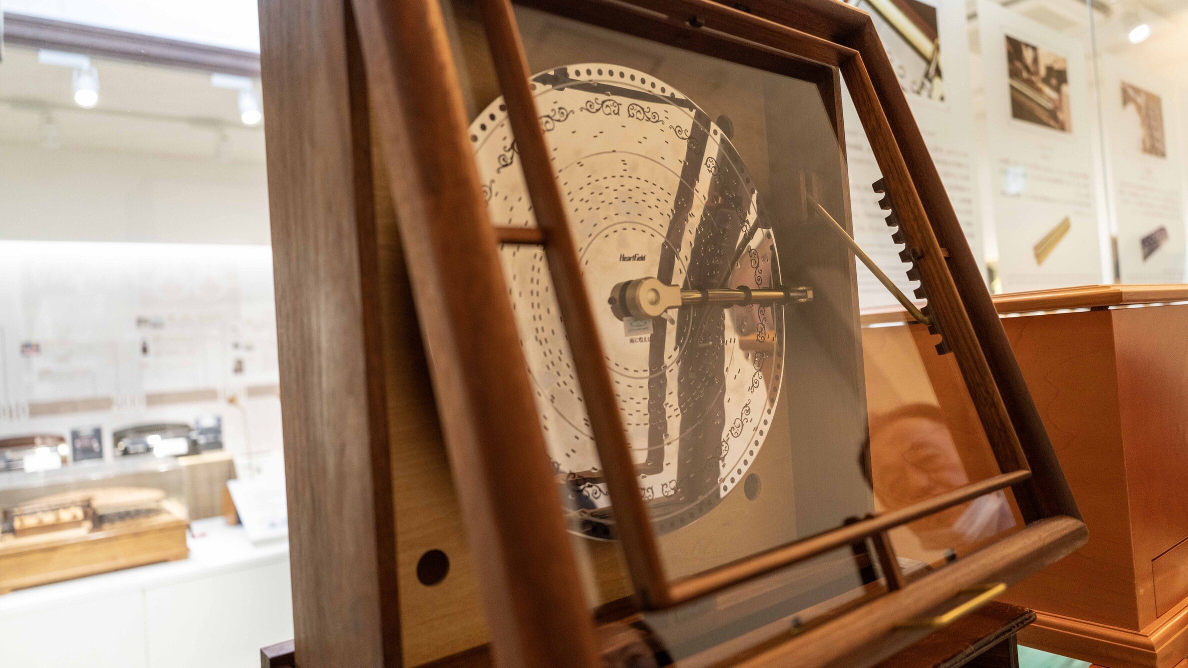 限定生産】ディスク45弁 縦置き型ディスクオルゴール | Pay ID