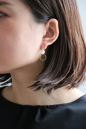 crystal circle frosty / Earrings