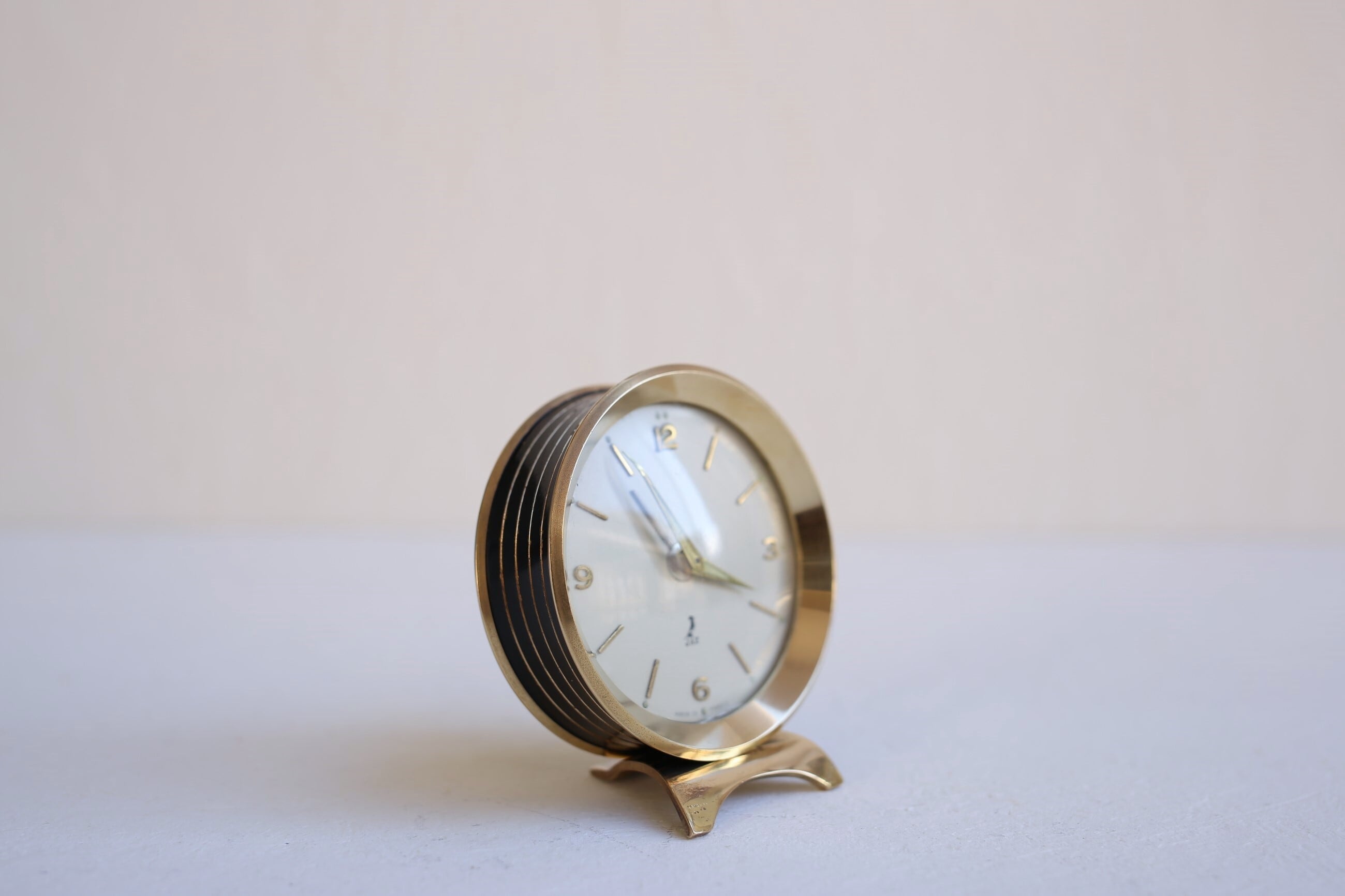 フランス アンティーク ヴィンテージ JAZ 目覚まし時計 『TOUCHIC』ブラック N-03244