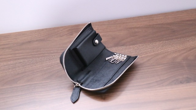 x craft no.9 L-ZIPラウンド型スマートキーケース