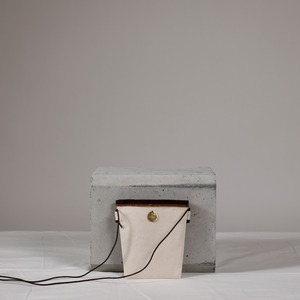 Saka Bukuro Mini Messenger