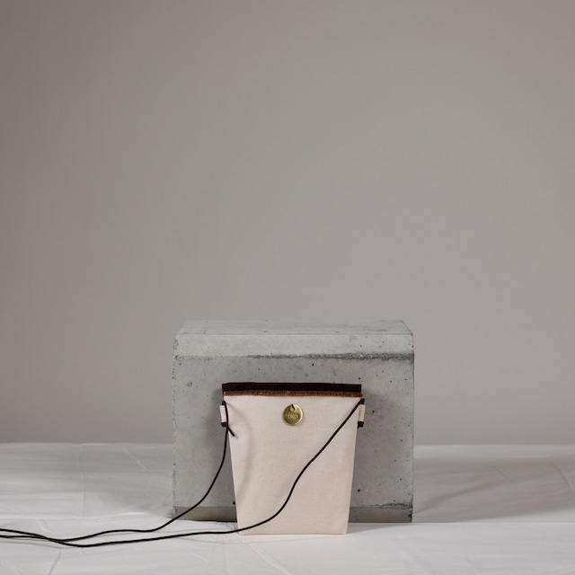 Saka Bukuro Mini Messenger