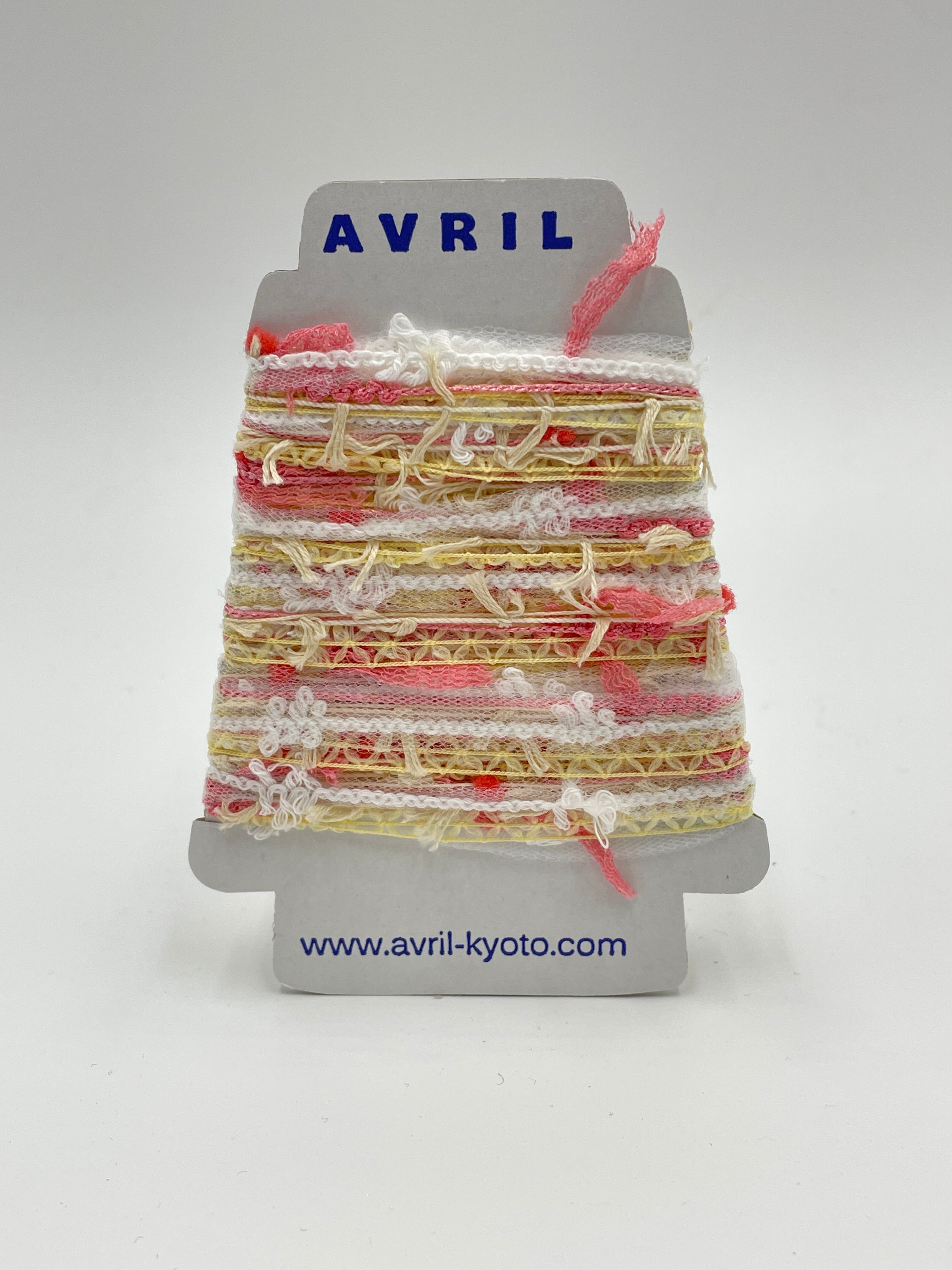 集めたくなる♬楽しい♬可愛い♡『ちょこっと巻きのファンシー糸』AVRILペラコーン174