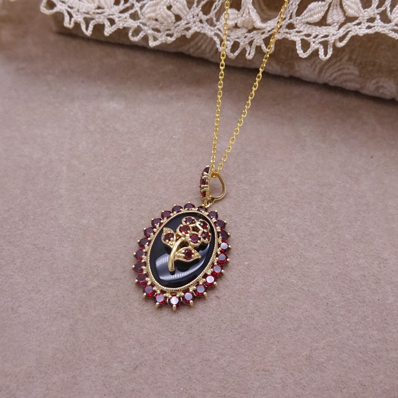 アンティーク　ガーネット　ペンダントトップ アンティークオーストリアのガーネットペンダントトップ1890-1910年代