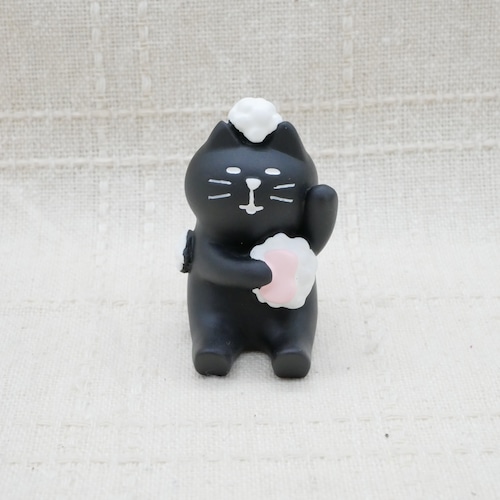 【concombre】お風呂黒猫