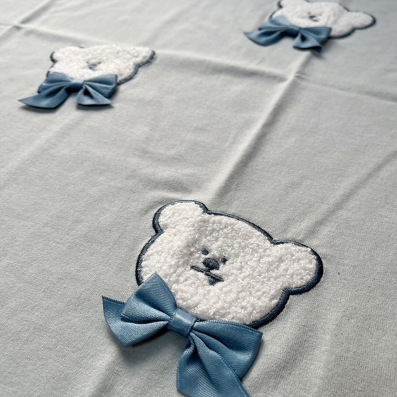 Nanukいっぱい蝶ネクタイリボンTシャツ – 愛らしさもボリュームもMAX！ - 8