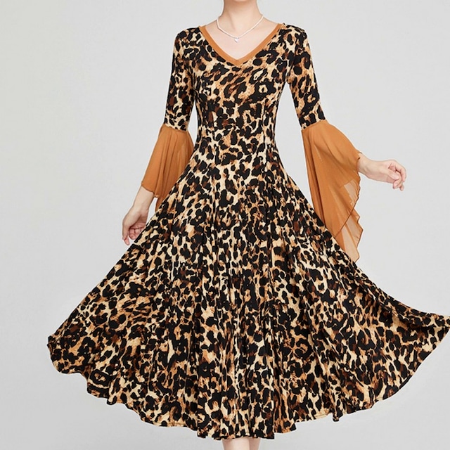 フレアスリーブ・プリントフレアドレス ds0552