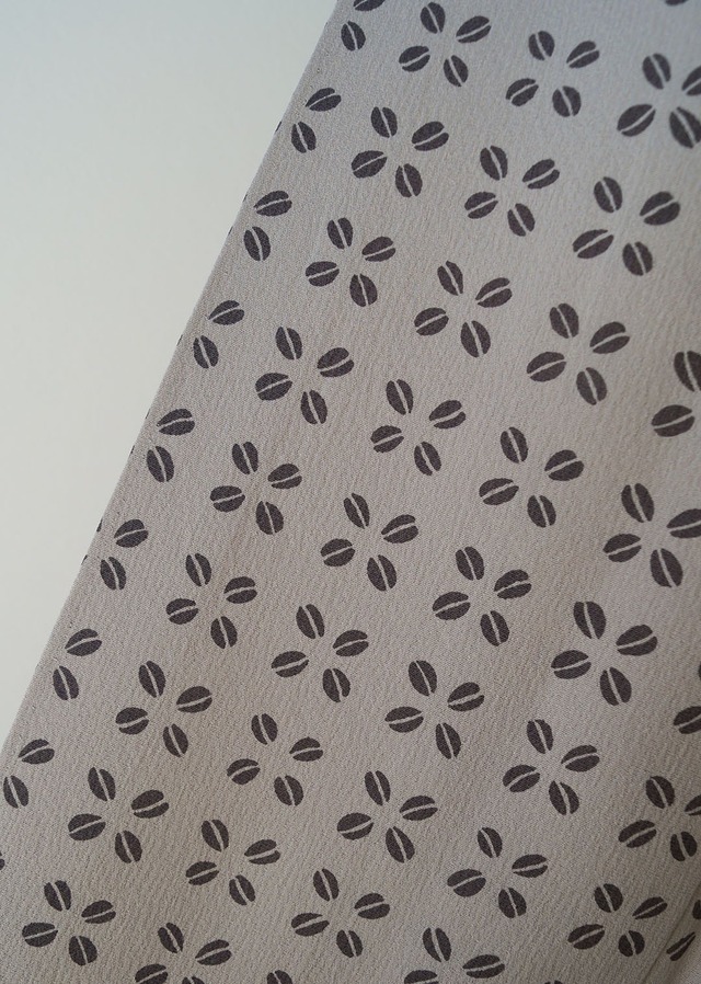 【袷】プチサイズ　エクルベージュ　若葉文　小紋