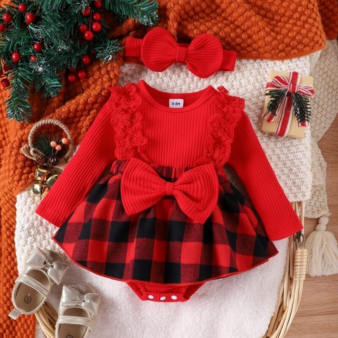 クリスマス生まれ赤ちゃん女子赤チェック柄ロンパース生まれ幼児レース 