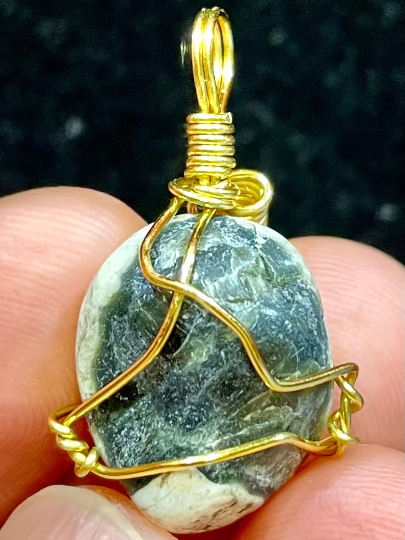 9) New found!マウントシャスタ「スーパー・ボルテックス」ストーンPT(中)