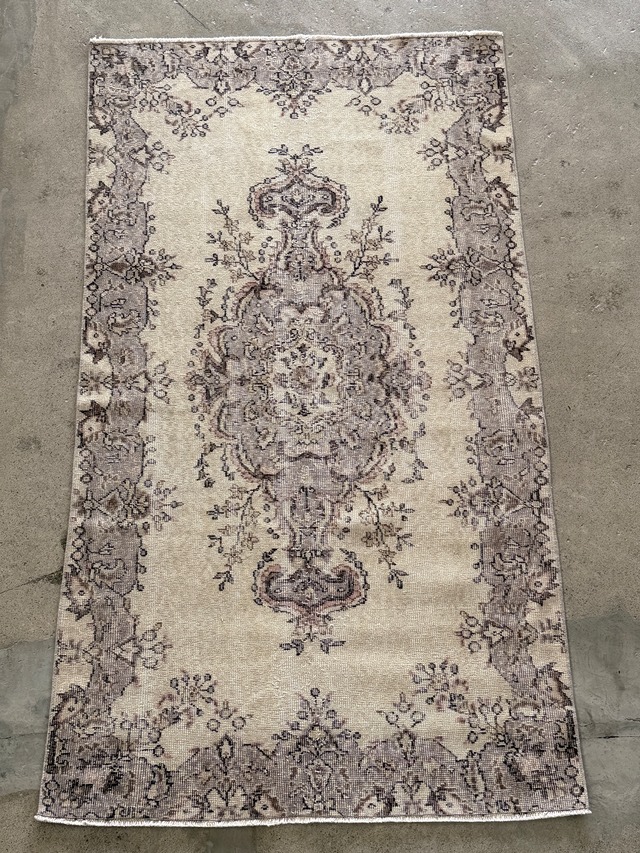 【送料込み】vintageヴィンテージ　トルコラグ　イスパルタ絨毯    205x114  　TRB4158